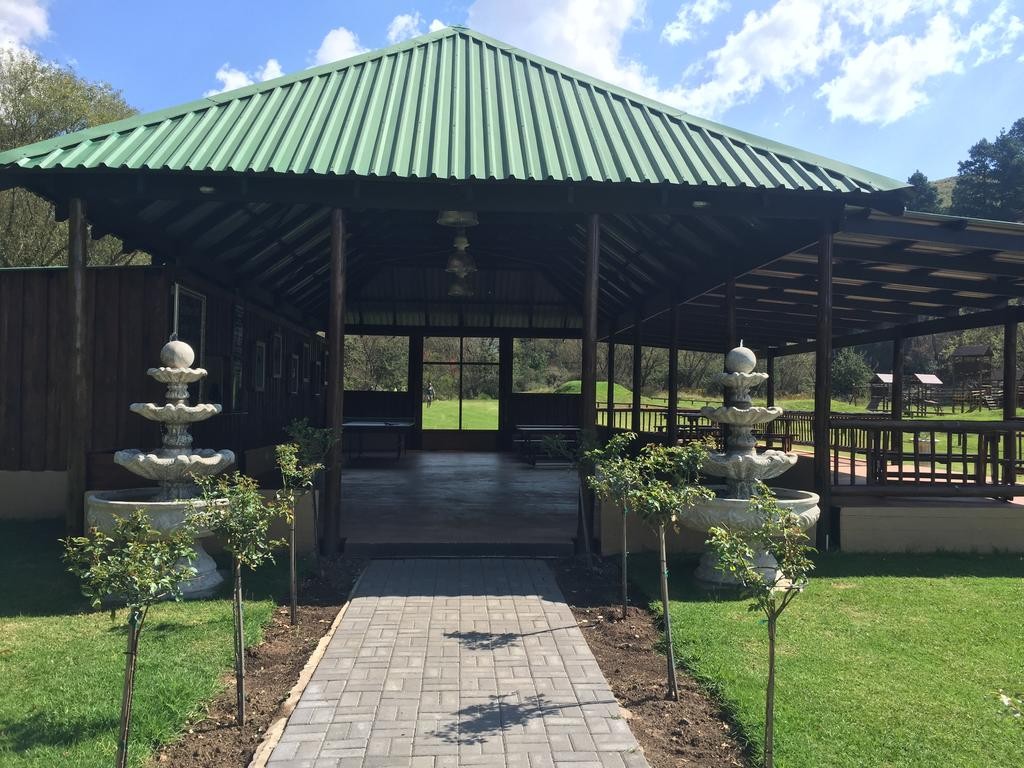 Gooderson Drakensberg Gardens Golf and Spa Resort