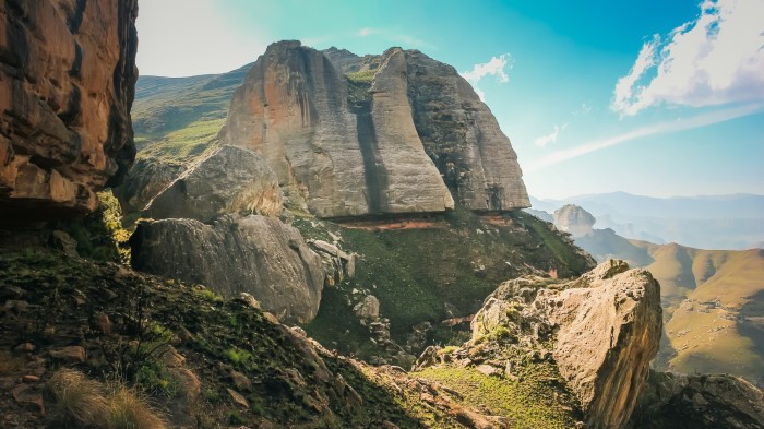 Nine Caves in three days