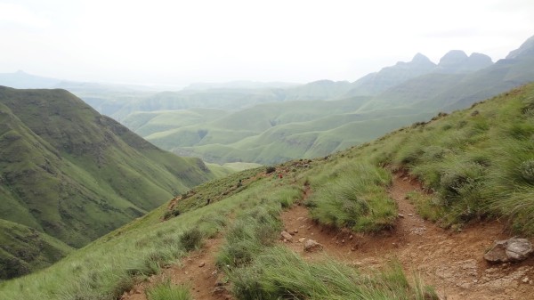 Ntonyelana Pass (iNtonyelana)  Hike